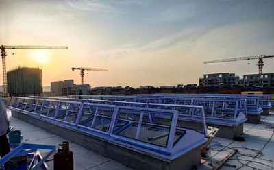 消防民和排烟窗开启角度